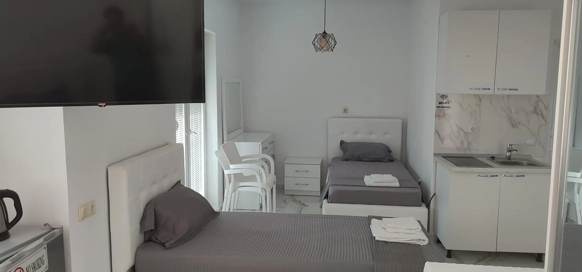 Golem Apartment 0*, Golem (Tirana) Albânia